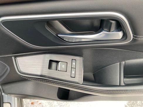 Used 2023 Nissan Rogue Platinum w/ Platinum Premium Package image 10