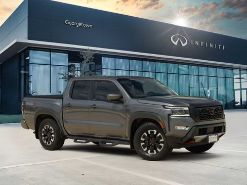 Used 2024 Nissan Frontier Pro-X w/ Pro Convenience Package image 1