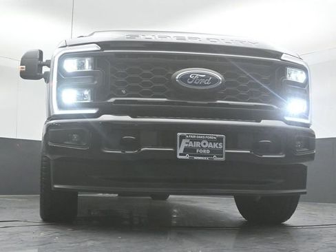 Used 2024 Ford F250 Lariat w/ Sport Appearance Package AWD/4WD image 31