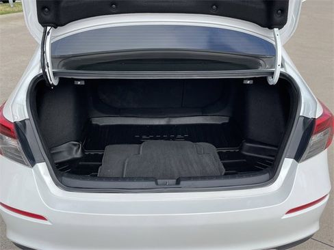 Certified 2023 Honda Civic EX image 28