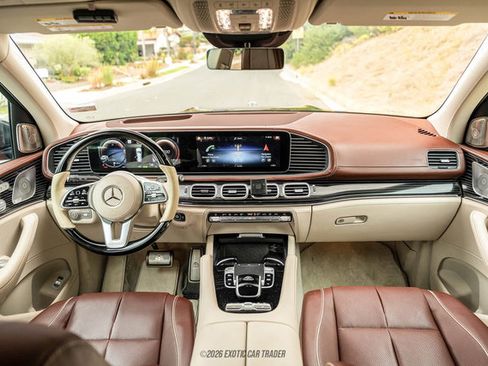 Used 2023 Mercedes-Benz Maybach GLS 600 4MATIC image 41