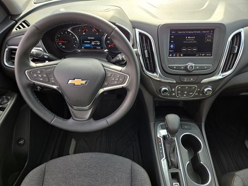 Certified 2023 Chevrolet Equinox LT image 11