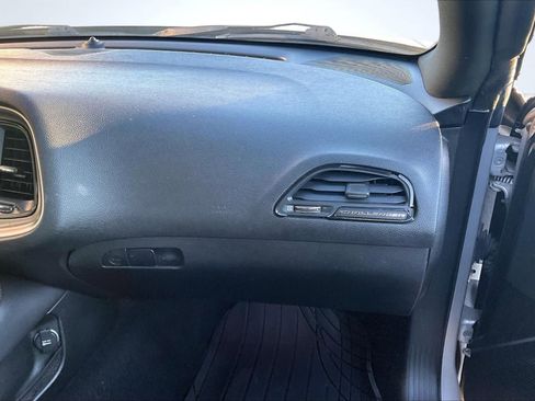 Used 2020 Dodge Challenger R/T image 17