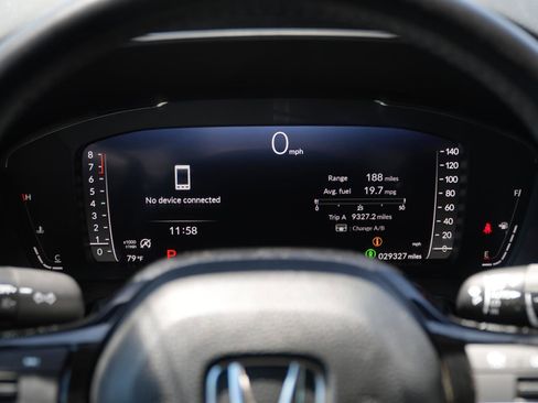 Used 2025 Honda Pilot Elite image 22