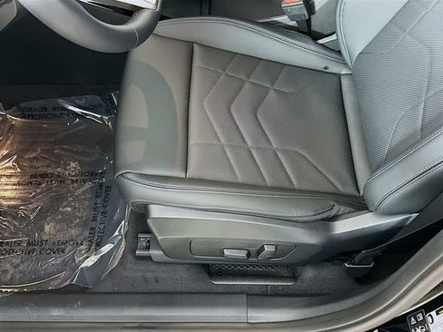 New 2026 BMW X1 xDrive28i w/ Convenience Package image 19