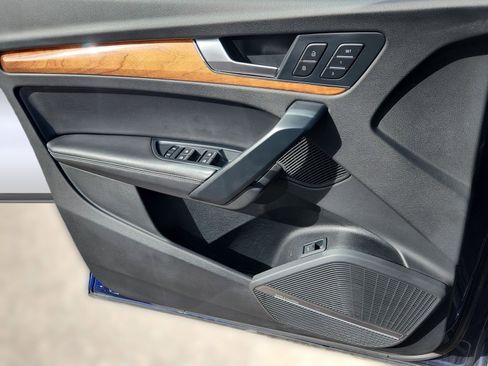 Used 2023 Audi Q5 2.0T Premium Plus image 6