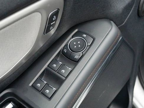 Used 2025 Ford Expedition Active RWD image 18
