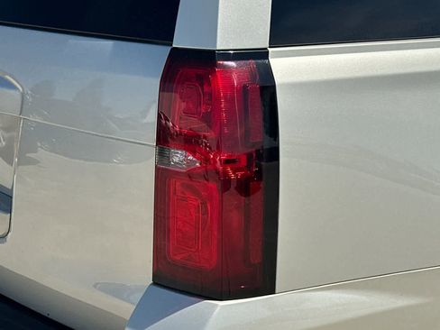 Used 2015 Chevrolet Tahoe LS RWD image 20