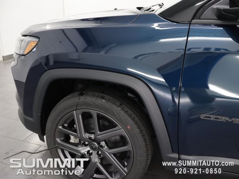 New 2026 Jeep Compass Limited w/ Sun, Sound & Navigation Group AWD/4WD image 35
