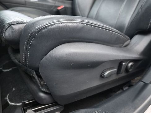 Used 2023 Subaru Outback Touring image 16