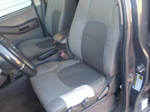 Used 2012 Nissan Xterra S image 2