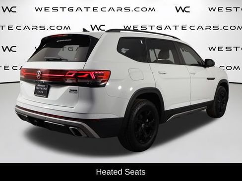 Used 2025 Volkswagen Atlas Peak Edition SE AWD/4WD image 8