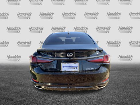 Used 2022 Lexus ES 350 F Sport image 9
