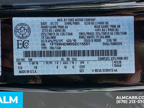 Used 2025 Ford F450 Platinum w/ FX4 Off-Road Package image 61