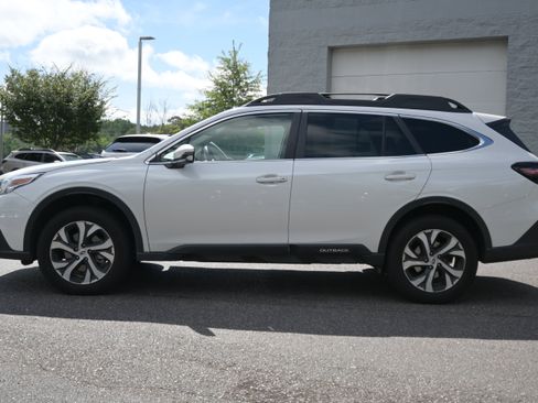 Used 2021 Subaru Outback Limited XT AWD/4WD image 6