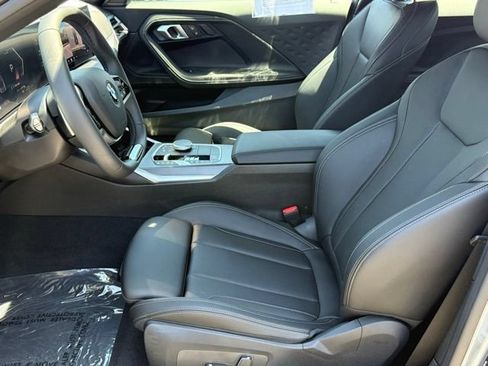 Used 2025 BMW 230i Coupe w/ Convenience Package RWD image 19