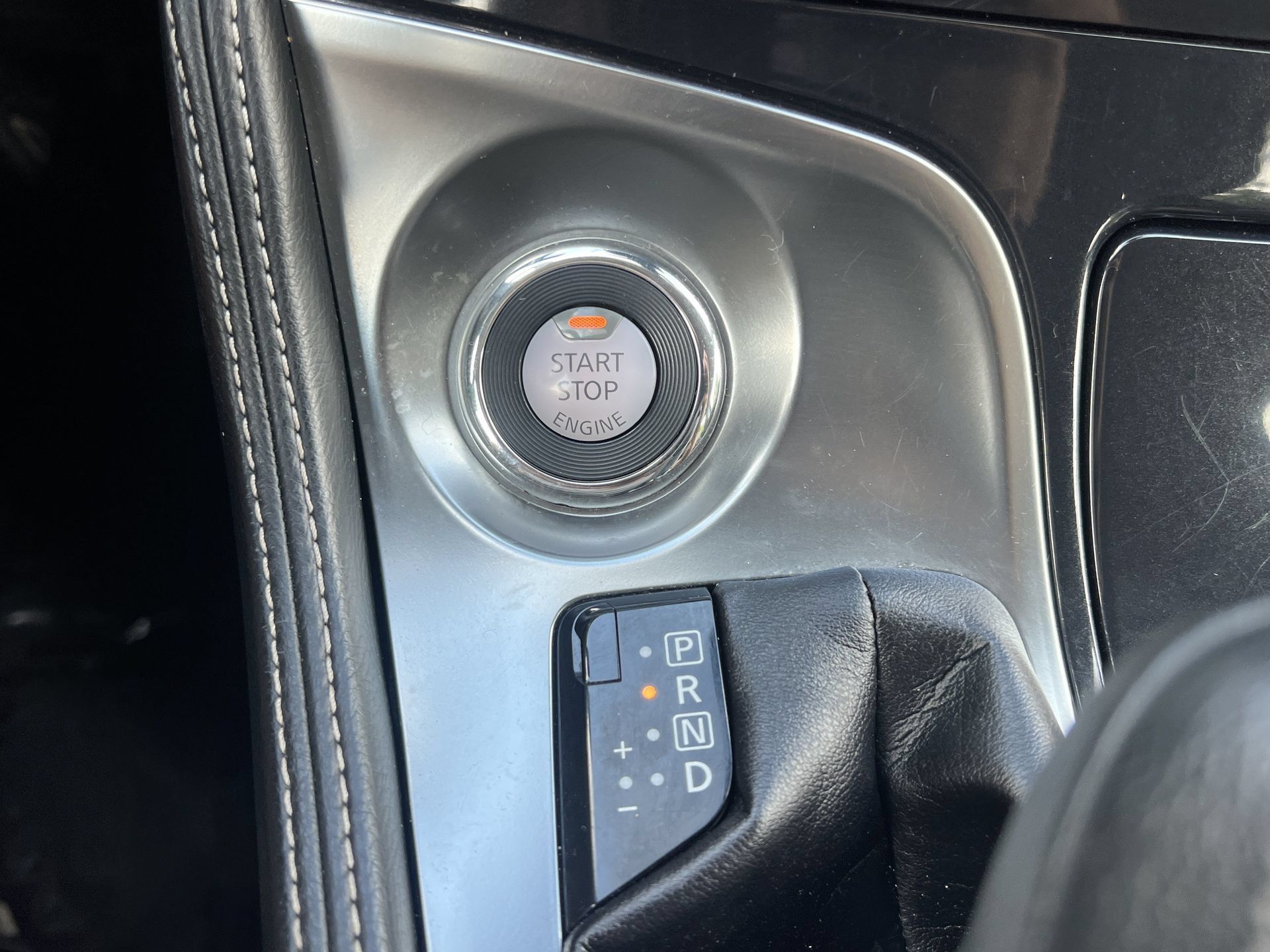 Used 2023 Nissan Maxima SL FWD image 6