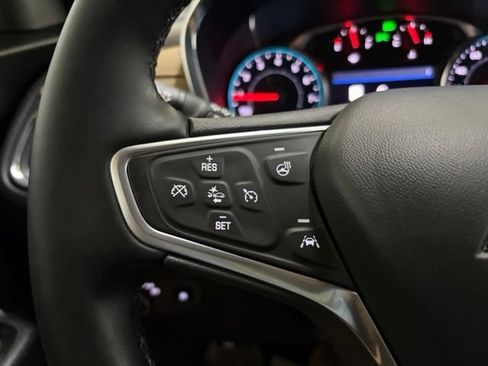 Used 2023 Chevrolet Equinox Premier FWD image 82