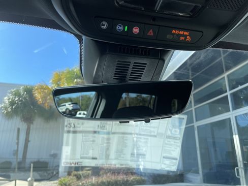 New 2026 GMC Terrain Elevation image 29