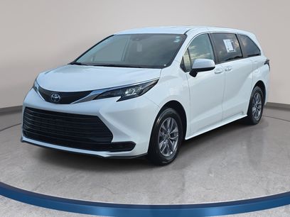 Used 2024 Toyota Sienna LE