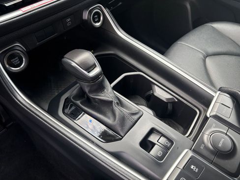 Used 2025 Toyota Grand Highlander FWD image 39