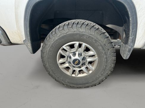 Used 2025 Chevrolet Silverado 2500 LT w/ Texas Edition AWD/4WD image 24