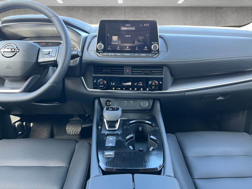 New 2026 Nissan Rogue Dark Armor FWD image 4
