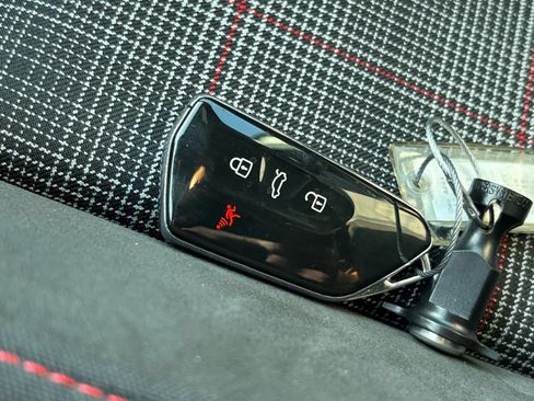 Used 2026 Volkswagen Golf S FWD image 20