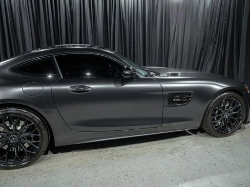Used 2021 Mercedes-Benz AMG GT Coupe image 4