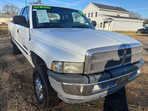 Used 1998 Dodge Ram 2500 Truck 4x4 Quad Cab image 3