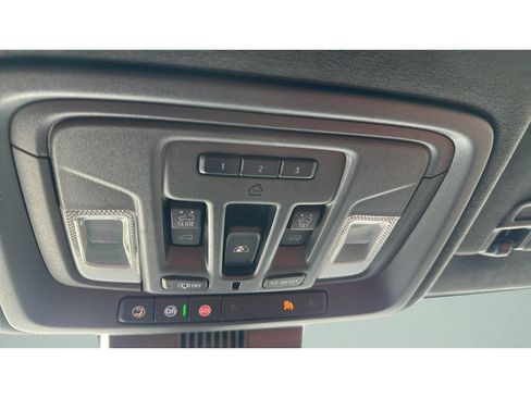 Used 2022 GMC Sierra 1500 Denali Ultimate AWD/4WD image 27