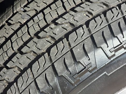 Used 2022 Chevrolet Colorado Z71 image 18