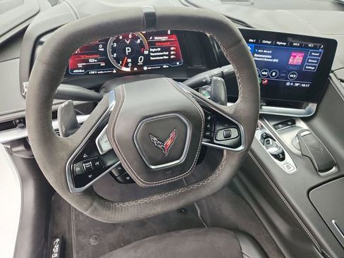 Used 2023 Chevrolet Corvette Stingray Premium Cpe w/ Z51 Performance Package RWD image 11