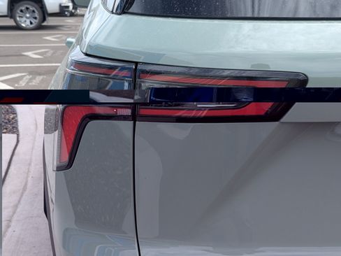 Certified 2025 Chevrolet Equinox LT AWD/4WD image 41