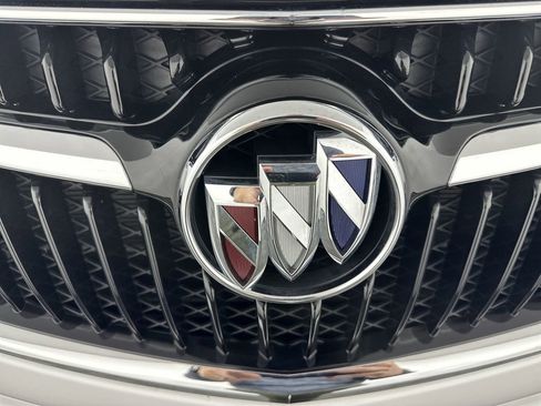 Used 2022 Buick Encore Preferred w/ Safety Package AWD/4WD image 32