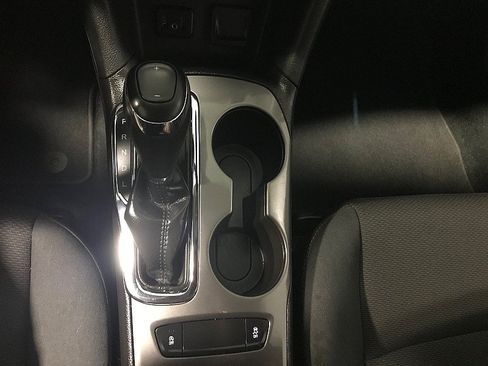 Used 2019 Chevrolet Cruze LS w/ LS Fleet Convenience Package FWD image 30