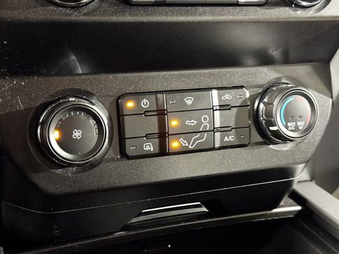 Used 2019 Ford F250 XLT w/ XLT Value Package image 20