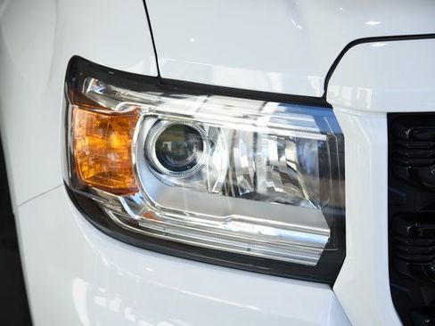 Used 2022 GMC Canyon Elevation Standard w/ Convenience Package image 5