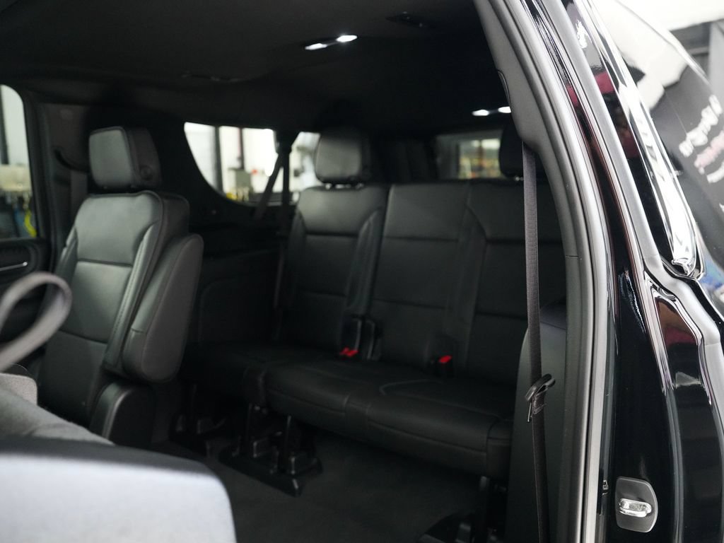 Used 2022 GMC Yukon XL Denali AWD/4WD image 32