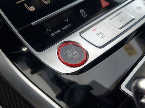 New 2026 Audi RS Q8 performance image 31