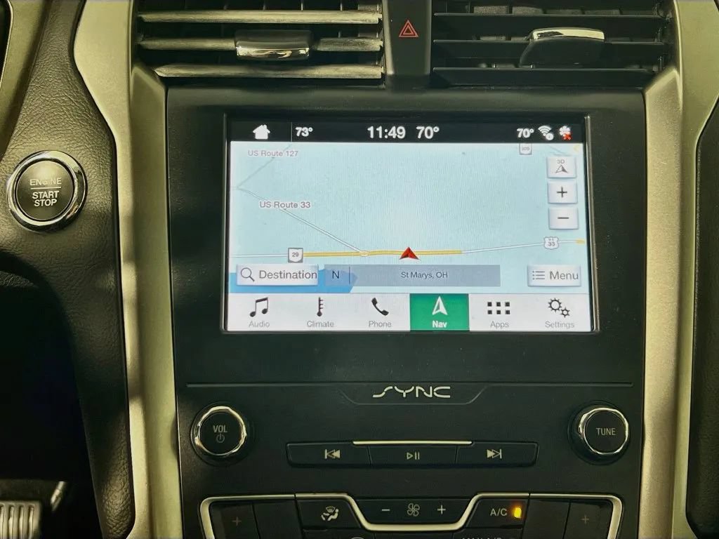 Used 2019 Ford Fusion SE FWD image 14
