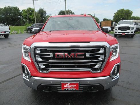 Used 2021 GMC Sierra 1500 SLT w/ SLT Premium Plus Package AWD/4WD image 14
