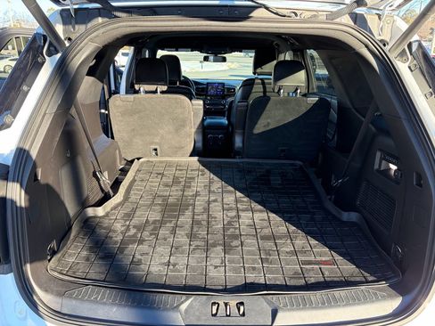 Used 2020 Ford Explorer Limited image 7