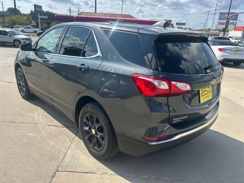 Used 2018 Chevrolet Equinox LT image 5
