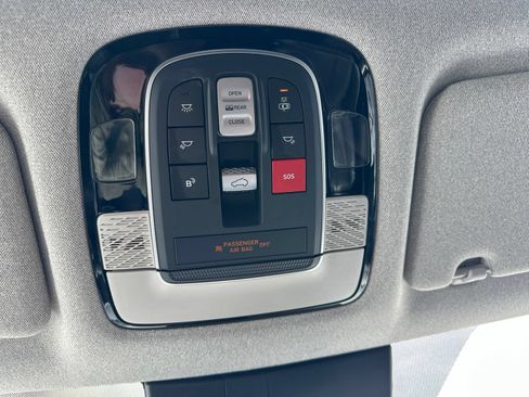 Used 2023 Hyundai Palisade Limited AWD/4WD image 86