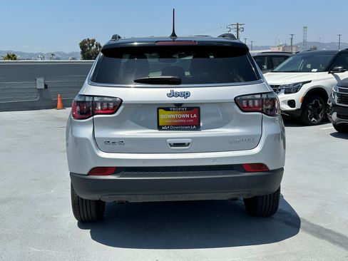 Used 2025 Jeep Compass Limited AWD/4WD image 6