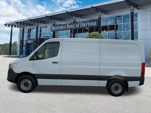 Used 2026 Mercedes-Benz Sprinter 2500 image 7