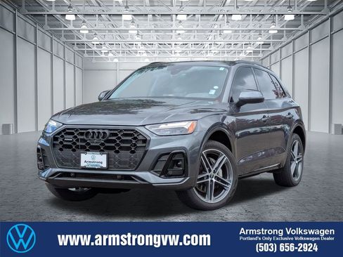 Used 2023 Audi Q5 e Premium Plus w/ Premium Plus Package AWD/4WD image 1