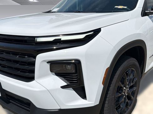 New 2026 Chevrolet Traverse LT w/ Midnight/Sport Edition FWD image 11