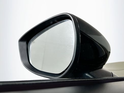 Used 2024 MAZDA MAZDA3 s image 16